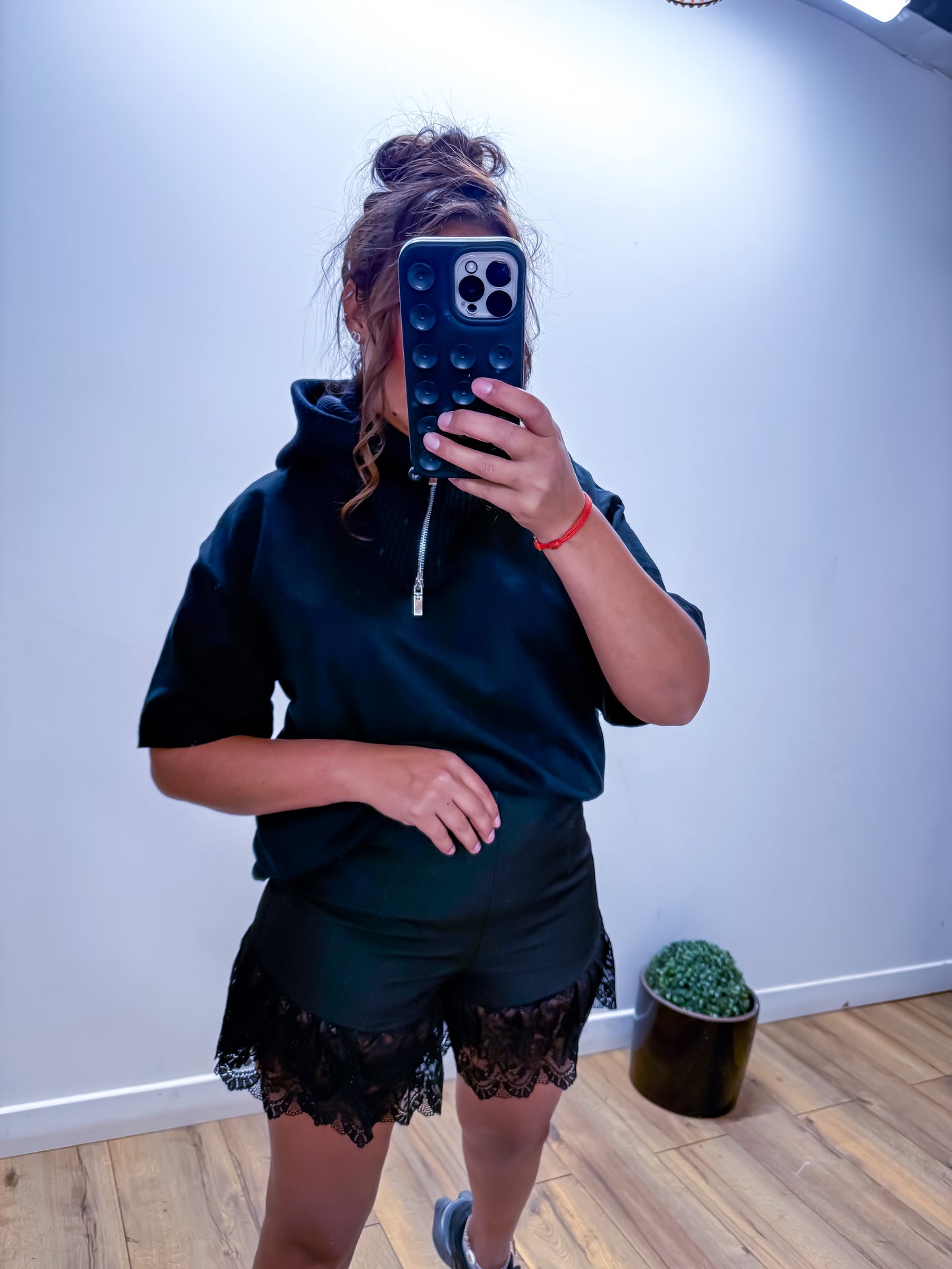 Short Dentella black