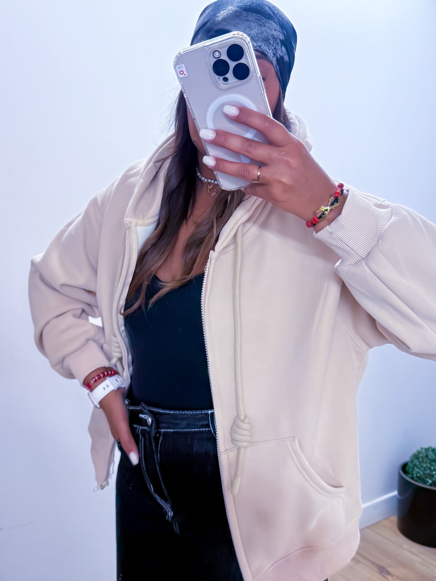 Gilet à capuche fourrée nude - Mûzâ paris