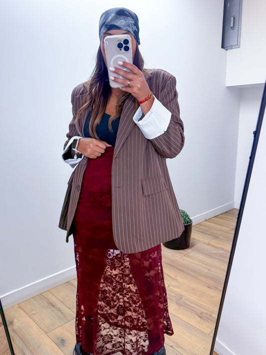 Jupe dentelle ELEA STRUCTURE bordeaux - Mûzâ paris