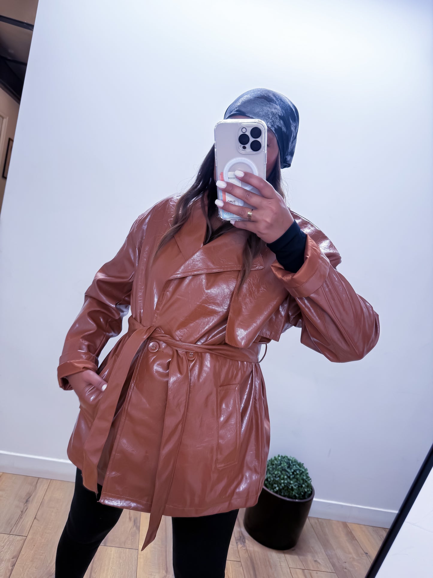 Trench CIRE MOKA structuré style vinyle