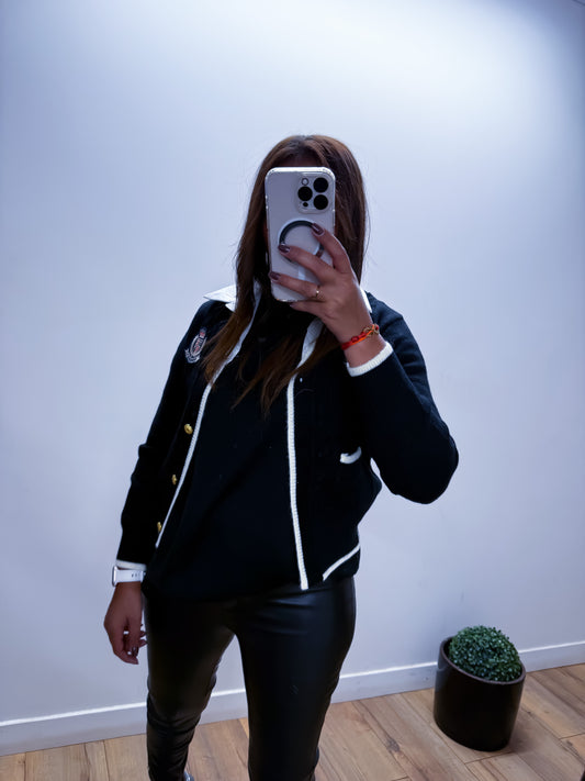 Gilet Laine Noir Col Chemise Blanc -