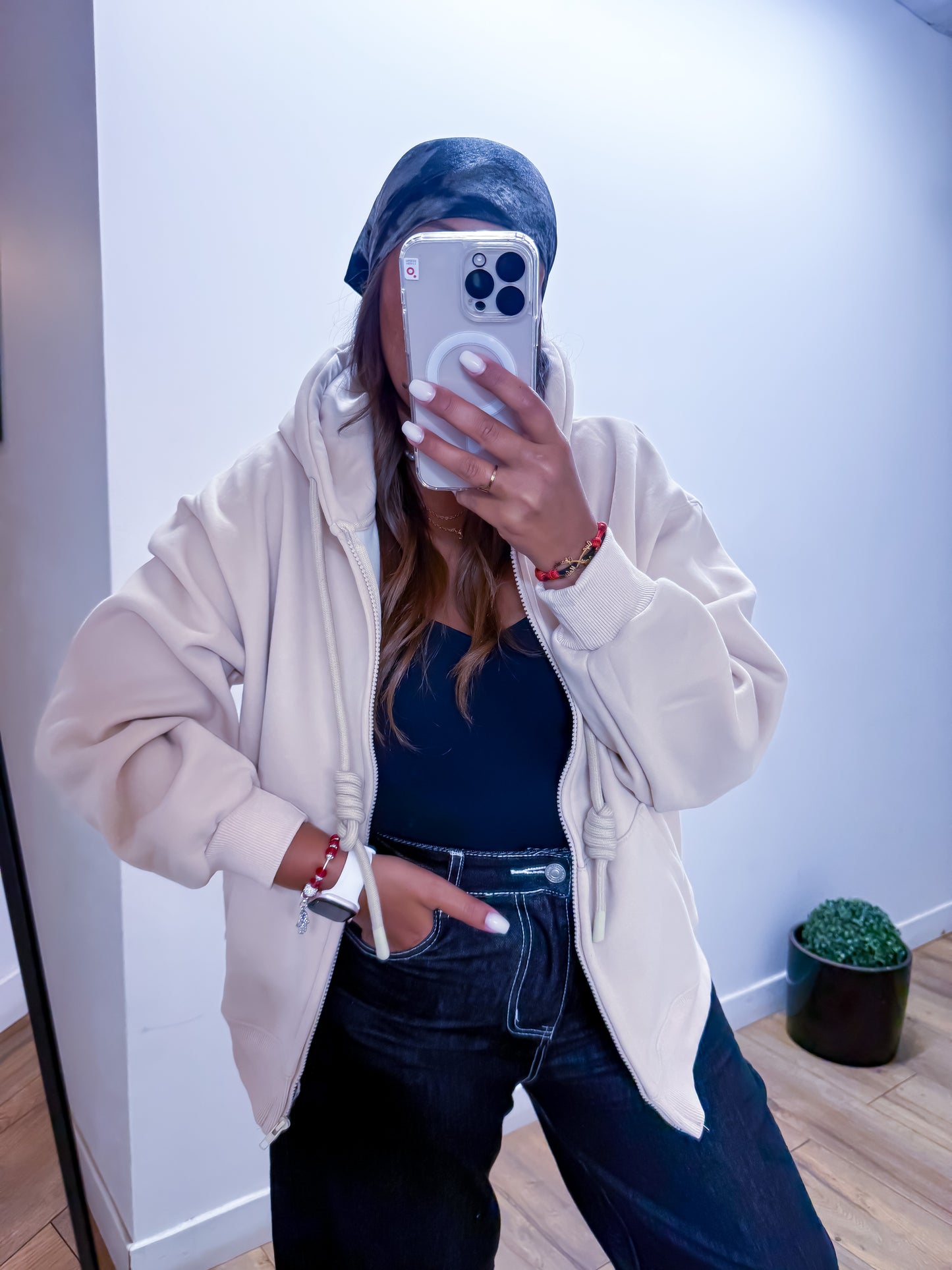 Gilet à capuche fourrée nude - Mûzâ paris