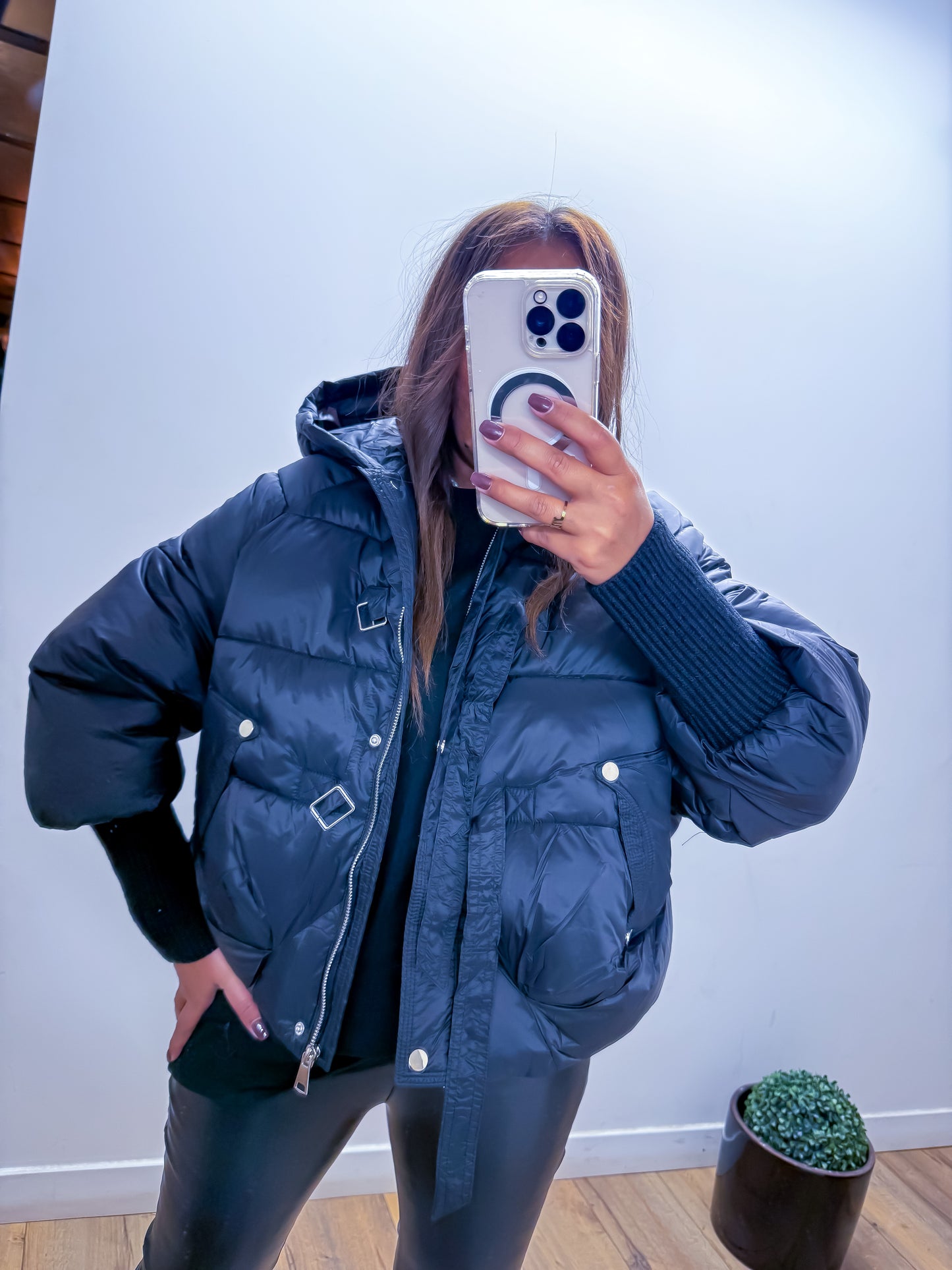 Doudoune courte à capuche noir - exclusivité Mûzâ -