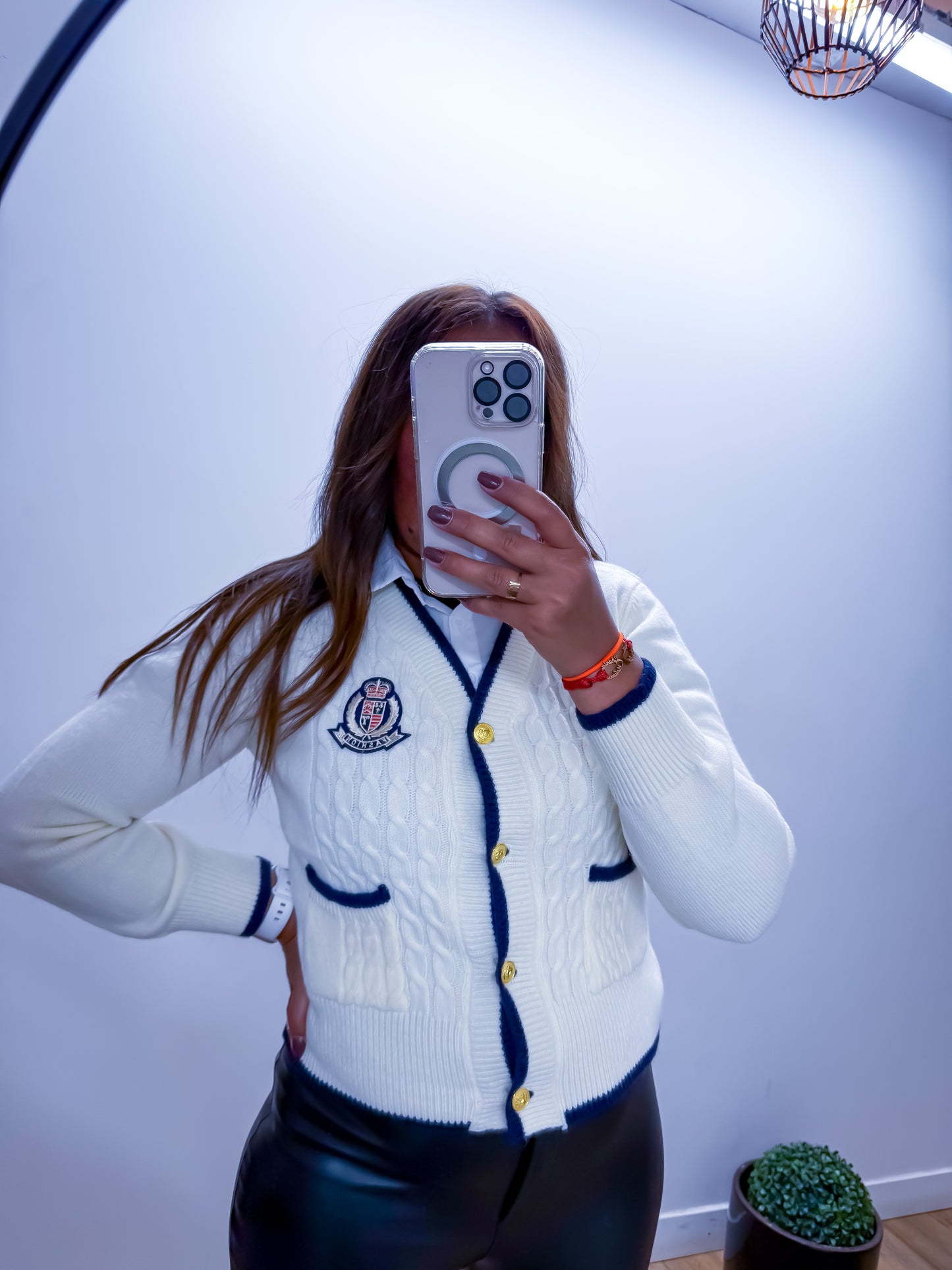 Gilet Laine Blanc Cassé Col Chemise Blanc -
