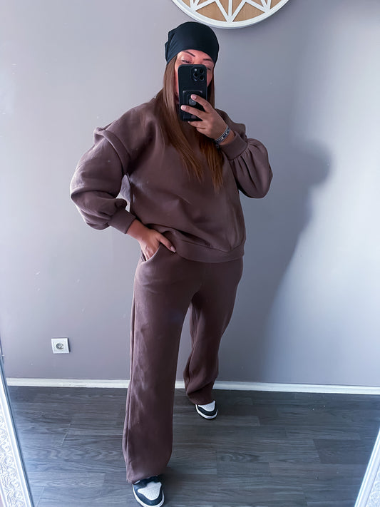 Ensemble pull & pantalon marron