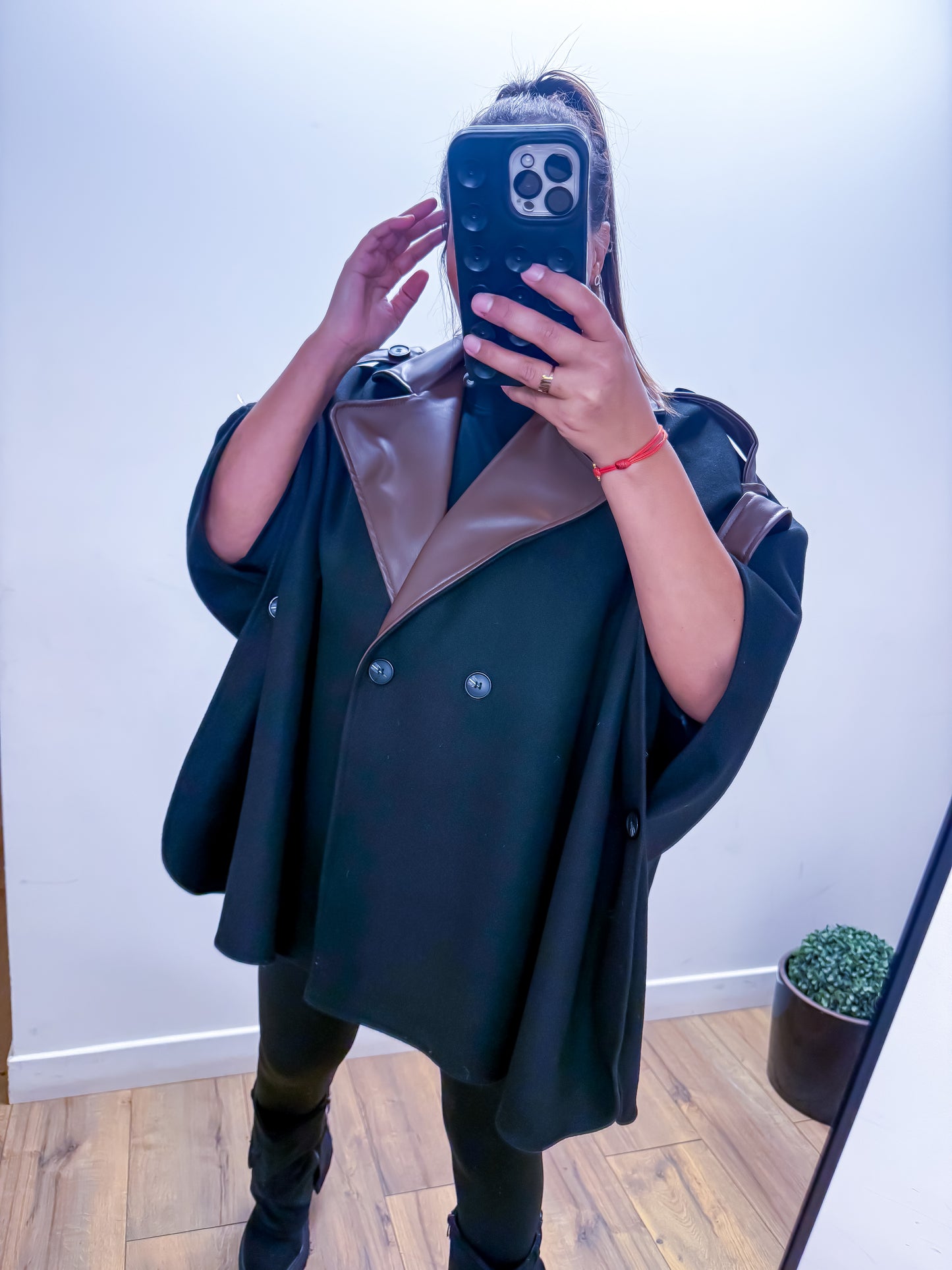Cape oversize bicolore simili cuir