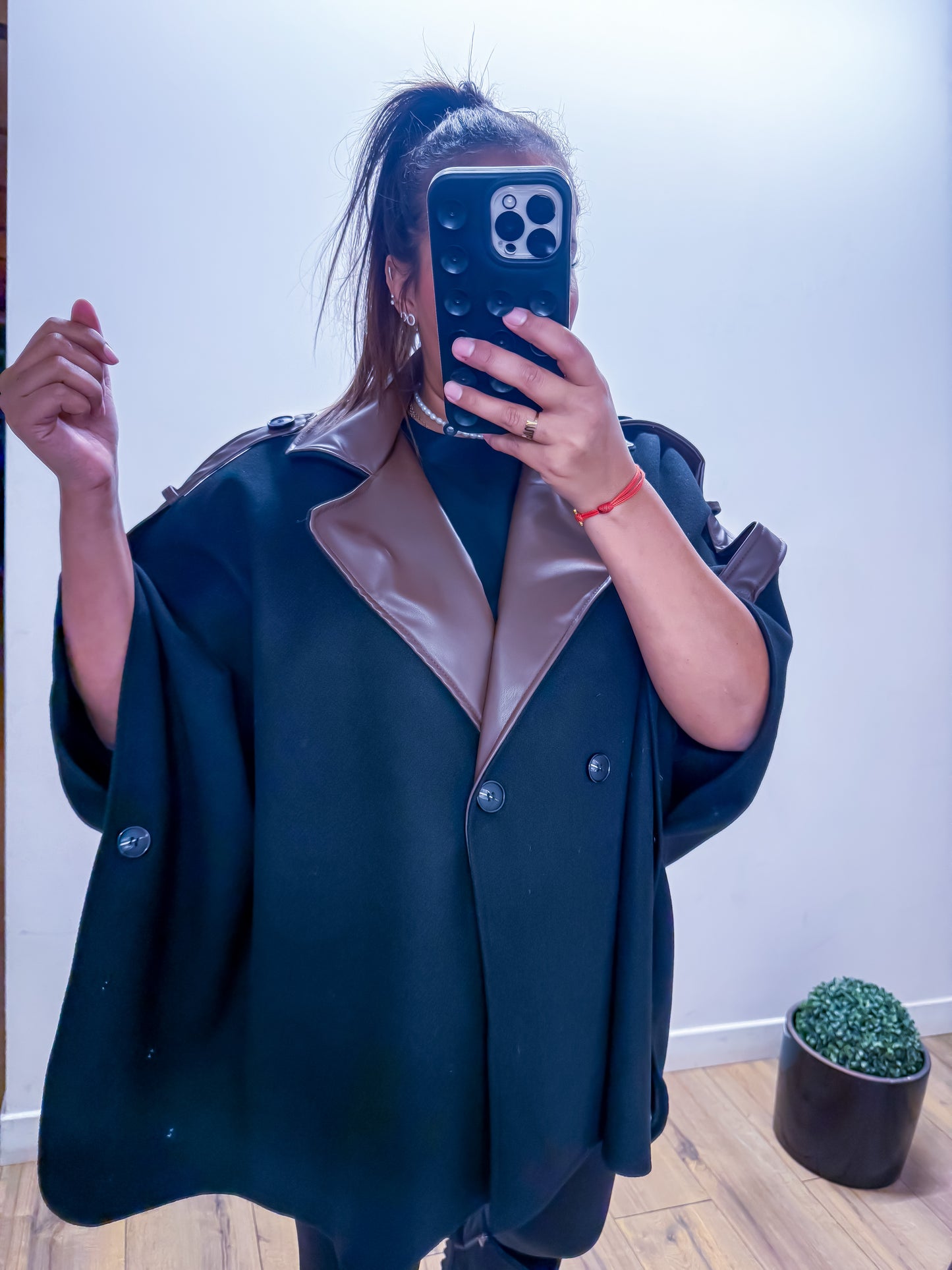 Cape oversize bicolore simili cuir